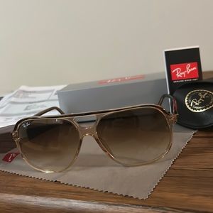 BNIB Ray Ban “ Bill” Havana Brown with Brown gradient lenses MADE IN ITALY